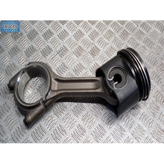 PISTONE MOTORE MERCEDES-BENZ truck Actros euro 6 2014>2021 usato