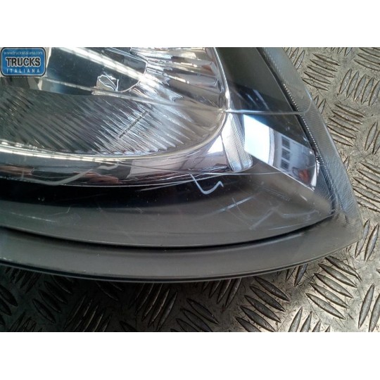 FARO ANTERIORE DESTRO NISSAN Van Primastar 2002> usato