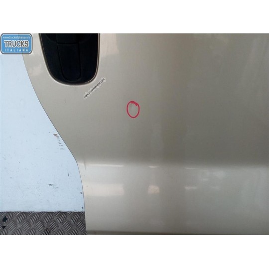RIGHT FRONT DOOR  NISSAN Van Primastar 2002> used