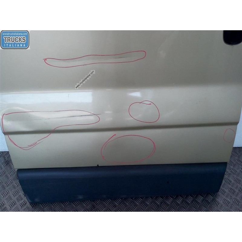 NISSAN Van RIGHT SIDE SLIDING DOOR NISSAN Van Primastar 2002> used