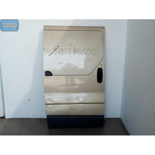 PORTACARICO SCORREVOLE DESTRO NISSAN Van Primastar 2002> usato