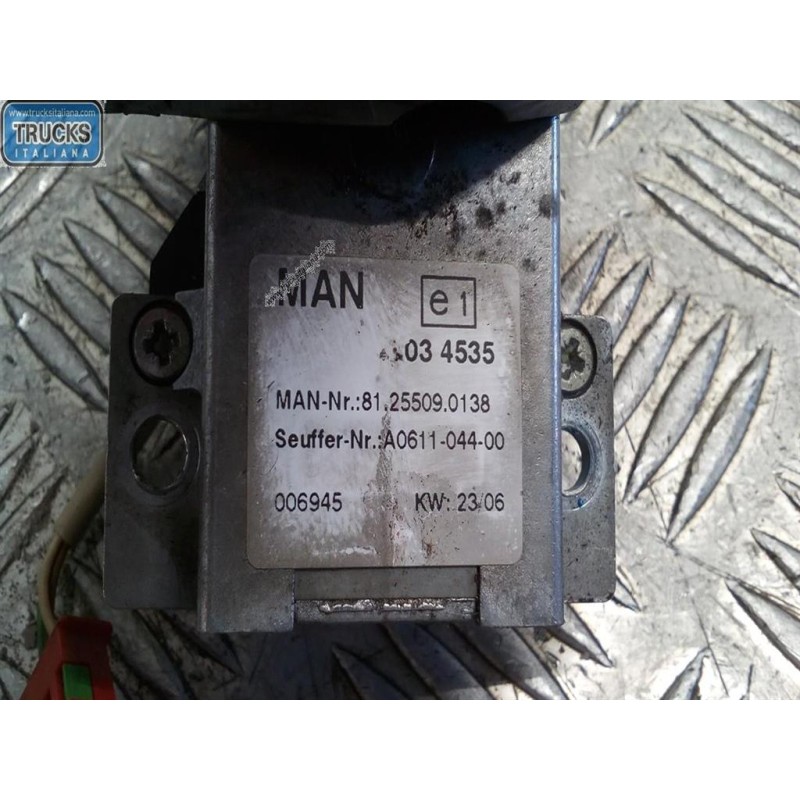 MAN VARIOUS SWITCHES AND BUTTONS C  MAN TG-A 2000>2007 used