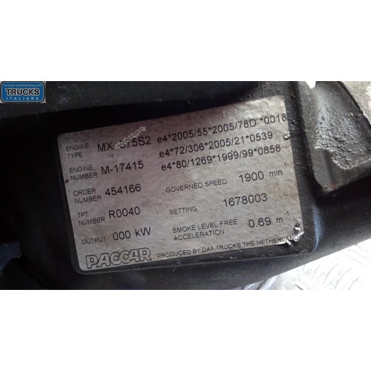 POMPA ACQUA DAF XF105 usato