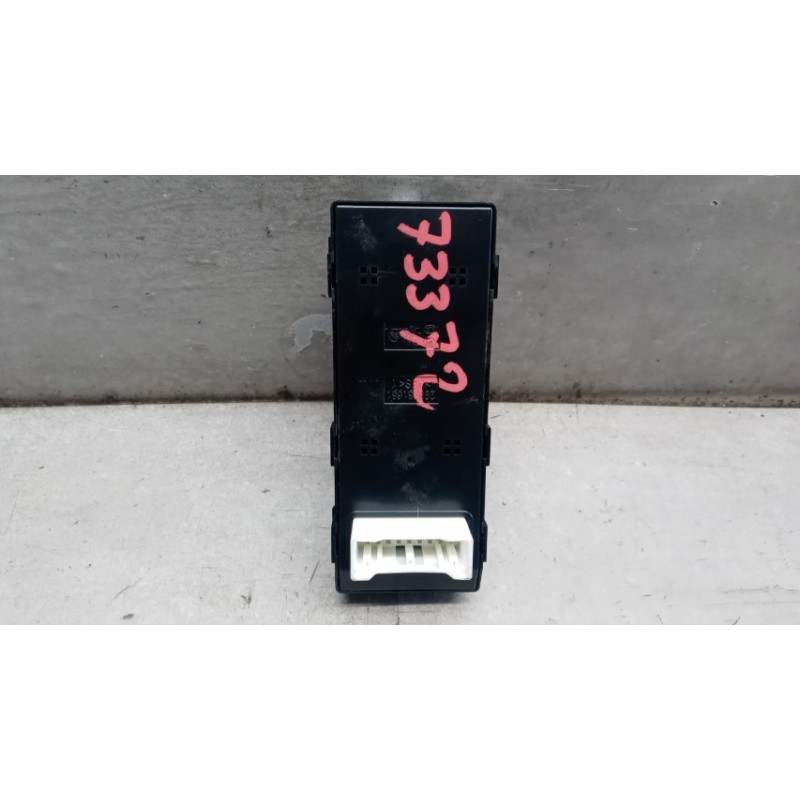 KIA INTERRUTTORI E PULSANTI ALZAVETRI KIA Picanto 2017> usato