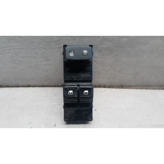 INTERRUTTORI E PULSANTI ALZAVETRI KIA Picanto 2017> usato