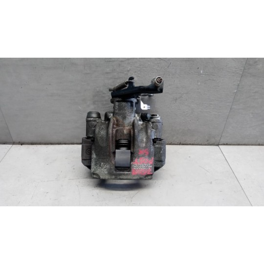 PINZA POSTERIORE SINISTRA IVECO Daily 2000>2006 usato