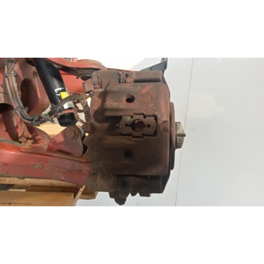 PINZA ANTERIORE DESTRA IVECO Daily 2000>2006 usato