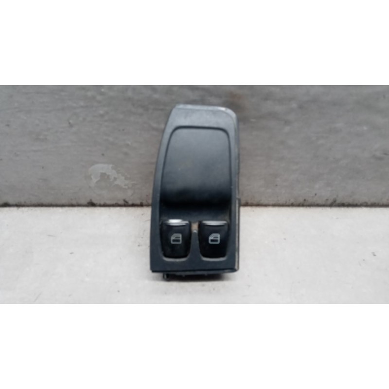 SMART INTERRUTTORI E PULSANTI ALZAVETRI SMART Fortwo 2007>2015 usato