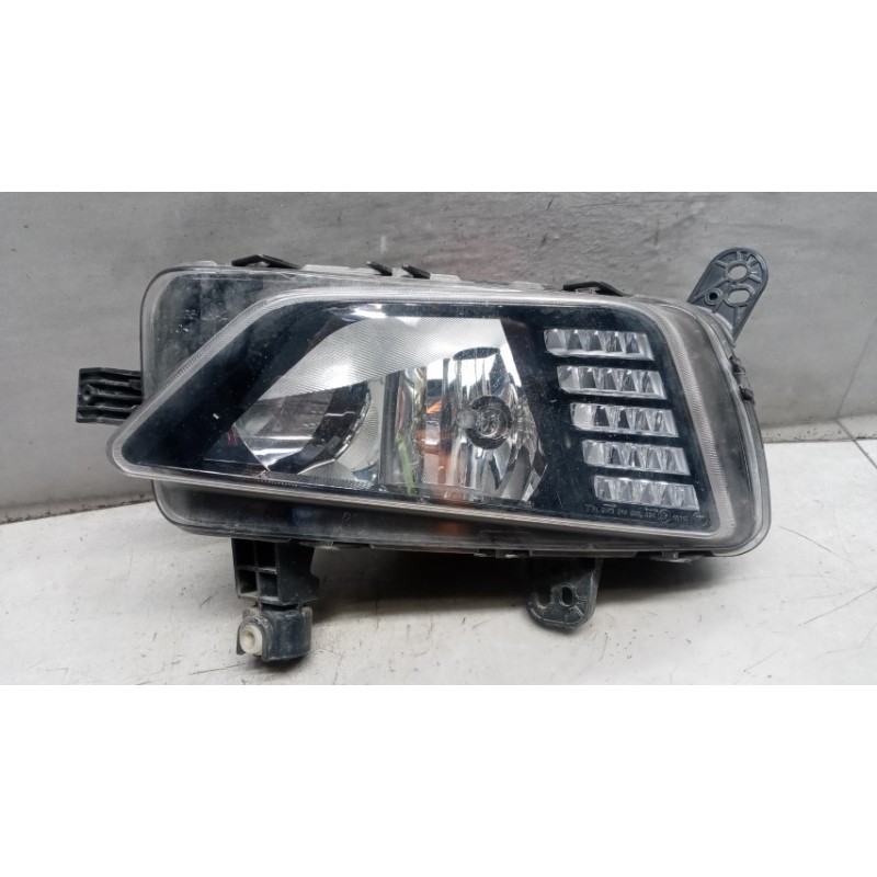 VOLKSWAGEN LEFT FOG LIGHT LAMP VOLKSWAGEN Polo 2017>2021 used