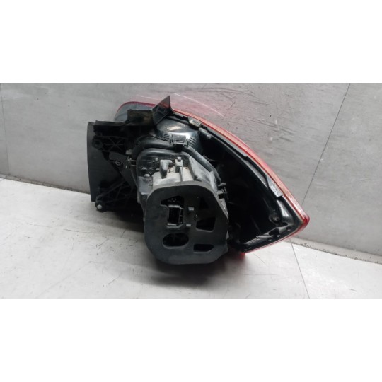 FARO POSTERIORE ESTERNO SINISTRO VOLKSWAGEN Polo 2017>2021 usato