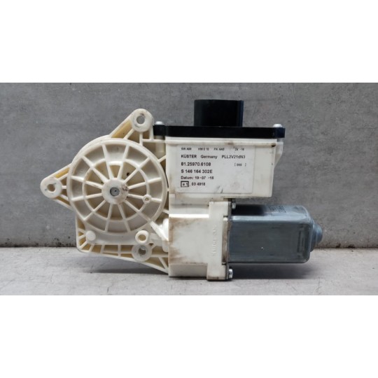 FRONT RIGHT POWERED WINDOWS  MAN TGS used