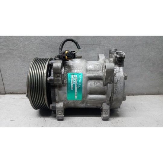AIR CONDITIONER COMPRESSOR MAN TGS used
