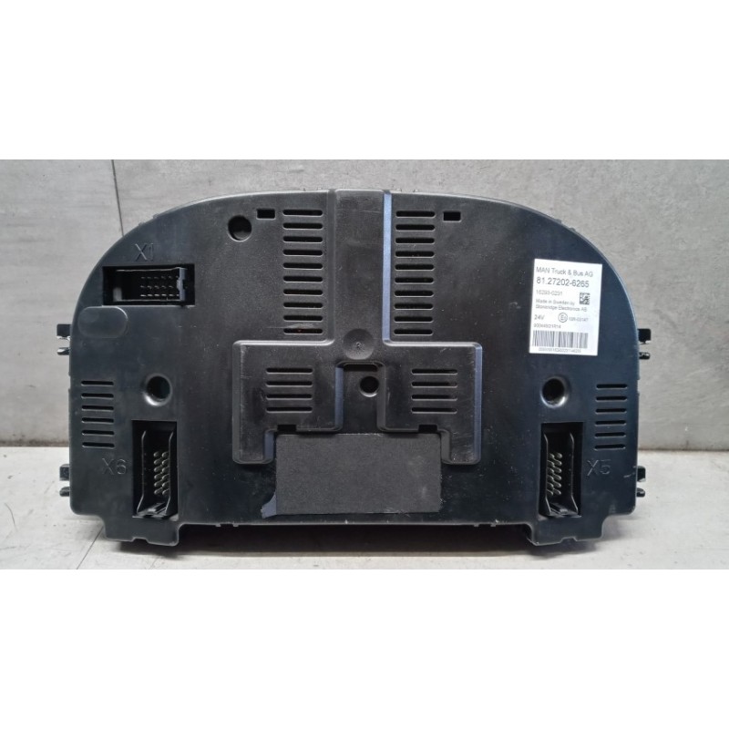 MAN INSTRUMENT PANEL MAN TGS used