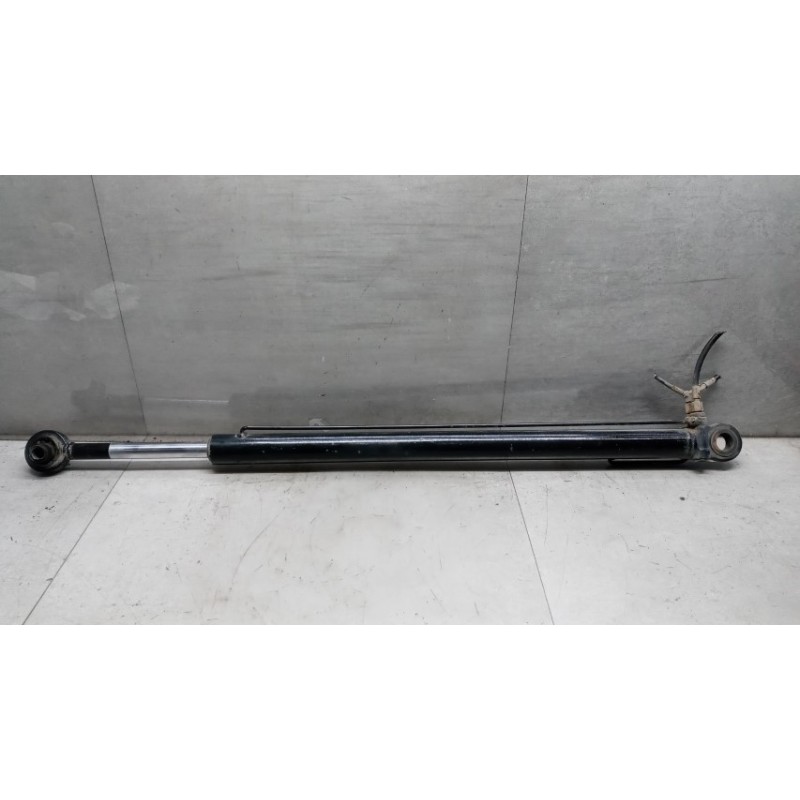 MAN PISTONE ALZA CABINA MAN TGS usato