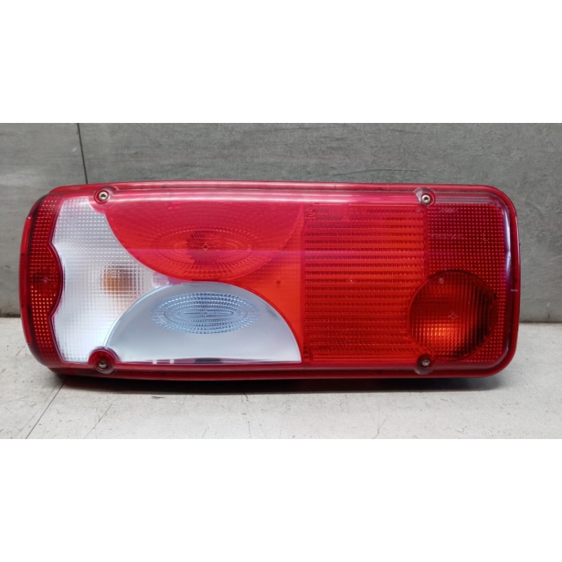 MAN FARO POSTERIORE ESTERNO SINISTRO MAN TGS usato