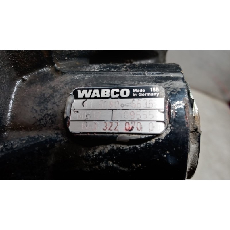 MAN PINZA ANTERIORE DESTRA MAN TGS usato