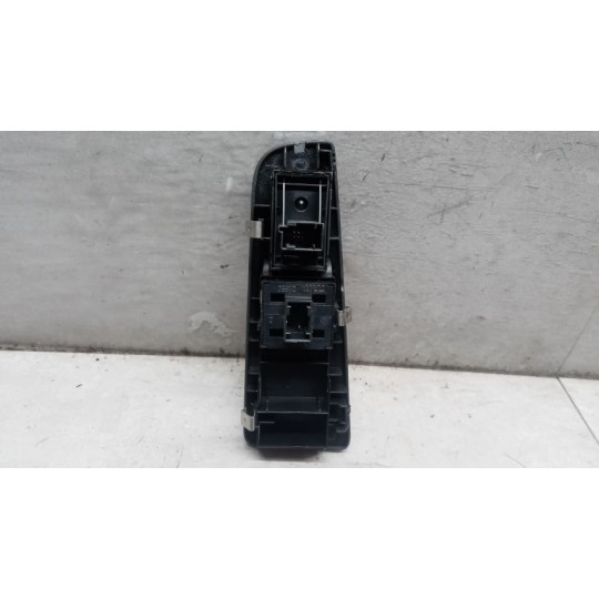 INTERRUTTORI E PULSANTI ALZAVETRI FIAT F.Grande Punto 2005>2012 usato