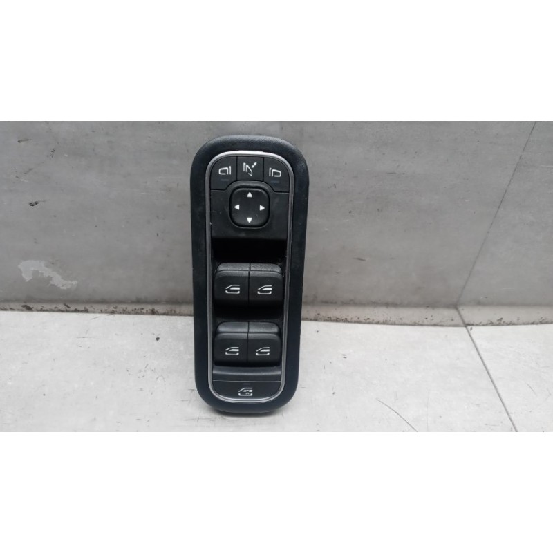 MERCEDES-BENZ INTERRUTTORI E PULSANTI ALZAVETRI MERCEDES-BENZ Classe A (W177) 2018> usato