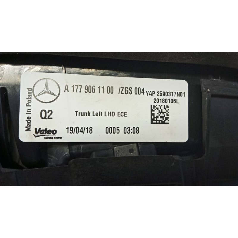 MERCEDES-BENZ FARO POST INTERNO LED SINISTRO MERCEDES-BENZ Classe A (W177) 2018> usato