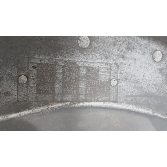 LEFT FRONT MUDGUARD  MAN TGS used