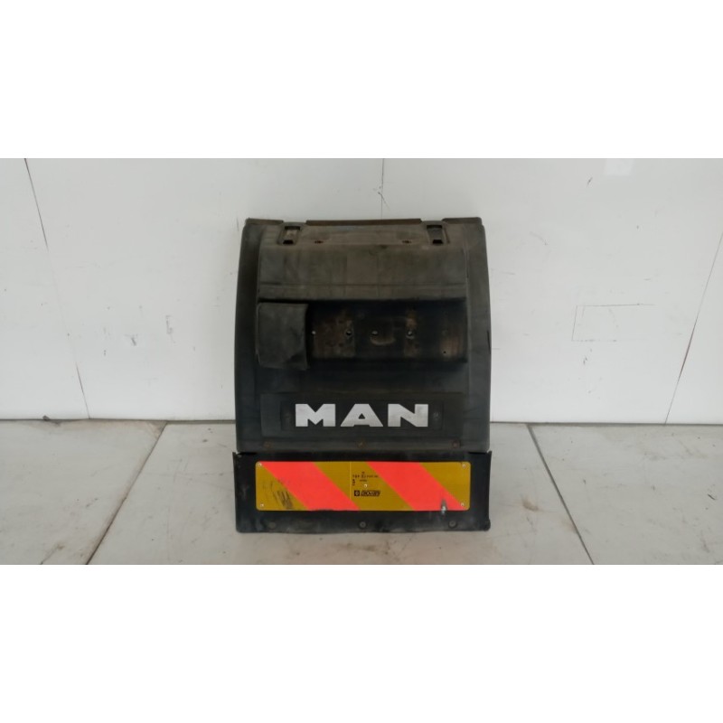 MAN PARAFANGO POSTERIORE DESTRO MAN TGS usato