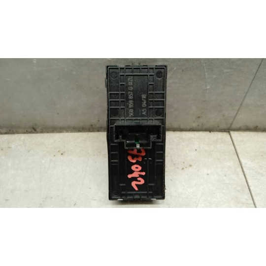 INTERRUTTORI E PULSANTI ALZAVETRI VOLKSWAGEN Polo 2017>2021 usato