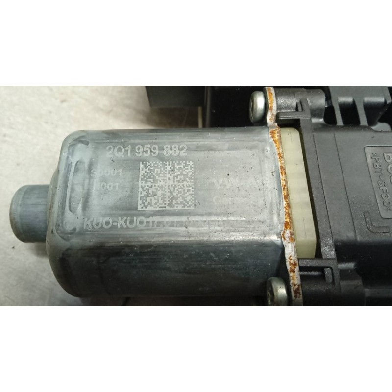 VOLKSWAGEN ALZA VETRI ANTERIORI DESTRO VOLKSWAGEN Polo 2017>2021 usato