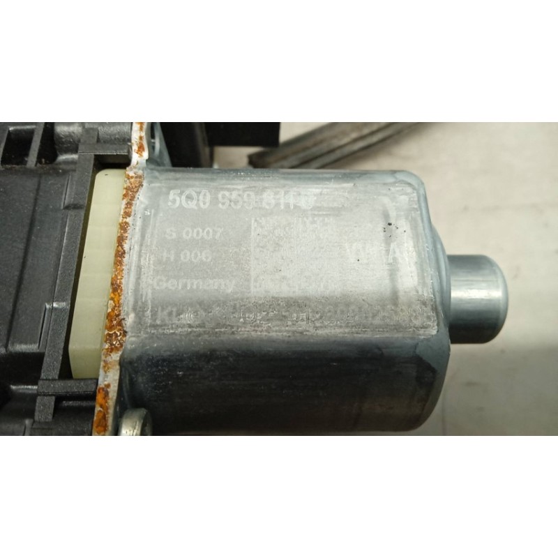 VOLKSWAGEN ALZA VETRI POSTERIORI SINISTRO VOLKSWAGEN Polo 2017>2021 usato