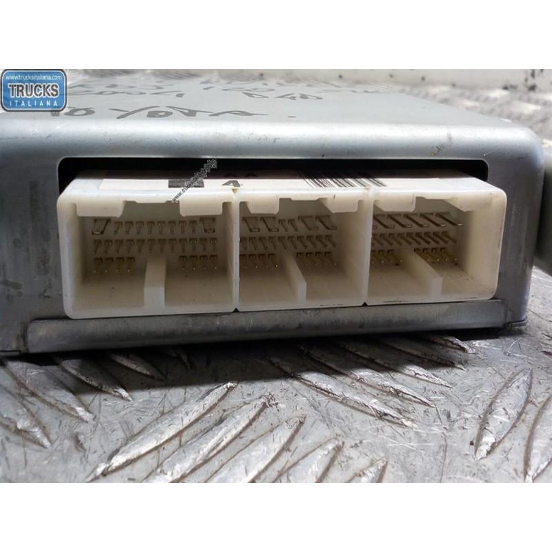TOYOTA VARIOUS CONTROL UNITS  TOYOTA Land Cruiser 120/125 used