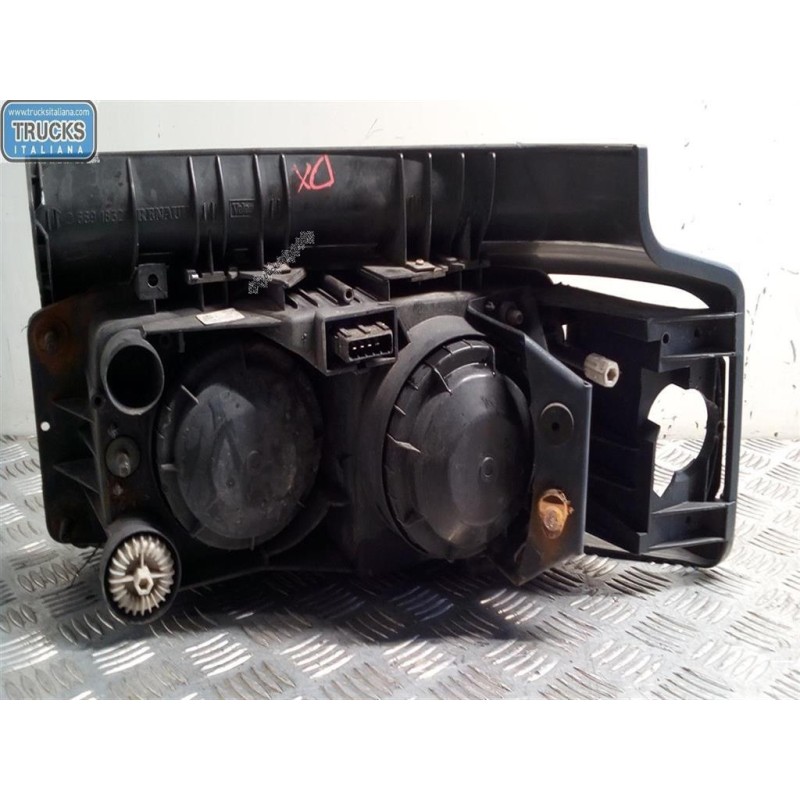 RENAULT truck RIGHT HEADLIGHT RENAULT truck Premium 1996>2005 used