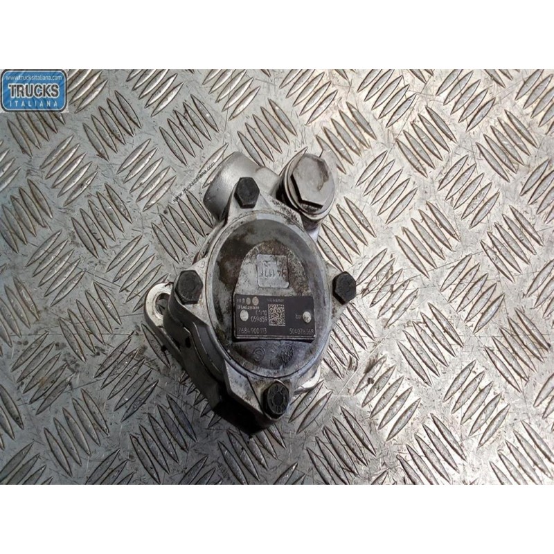 IVECO POMPA IDROGUIDA IVECO EUROCARGO 2005>2008 usato