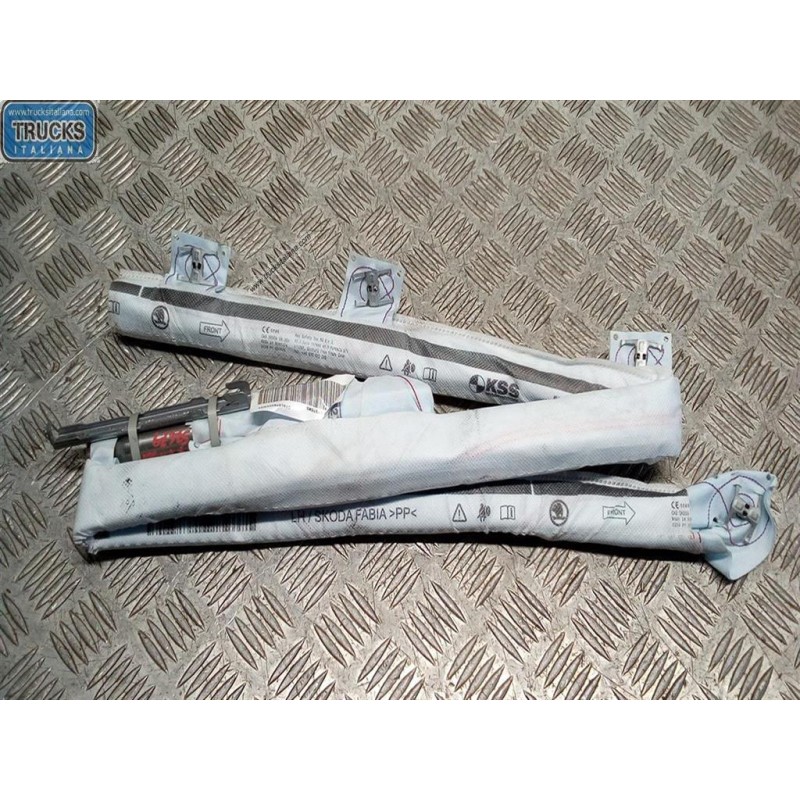 SKODA AIR BAG TETTO SINISTRO SKODA Fabia 2014> (NJ) usato