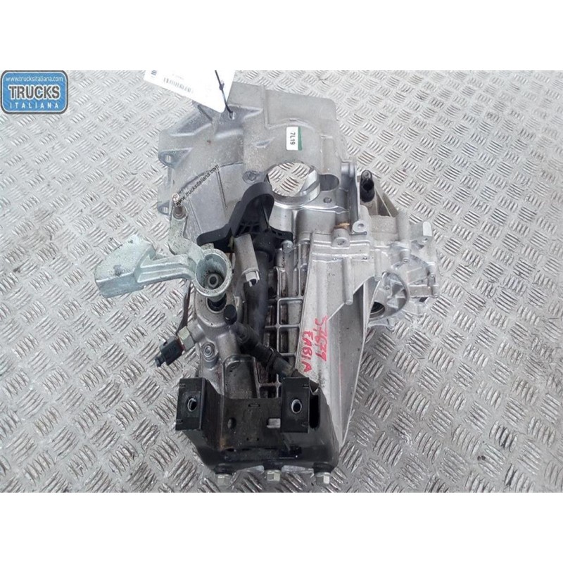 SKODA GEARBOXES  SKODA Fabia 2014> (NJ) used