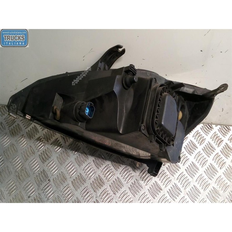 FORD FARO ANTERIORE DESTRO FORD Focus 1998>2001 usato