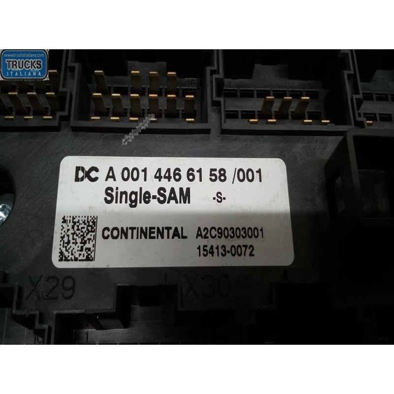 MERCEDES-BENZ truck SCATOLA FUSIBILI MERCEDES-BENZ truck Actros euro 6 2014>2021 usato