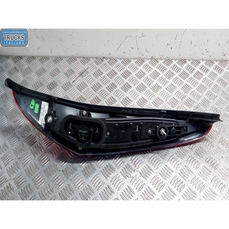 FIAT FARO POSTERIORE ESTERNO SINISTRO FIAT Punto 2003>2010 usato
