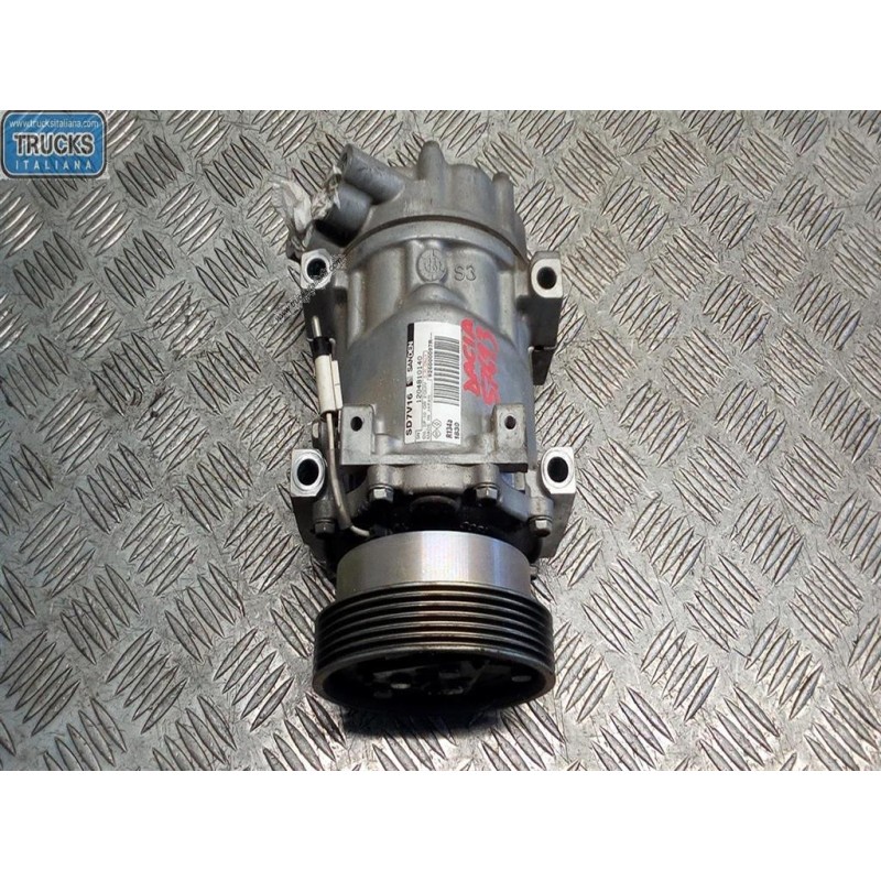 DACIA COMPRESSORE ARIA CONDIZIONATA DACIA Duster 2010>2013 usato