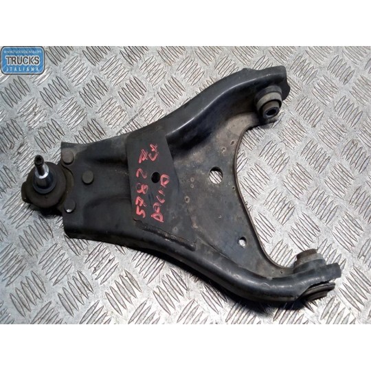 BRACCIO OSCILLANTE ANTERIORE INFERIORE SINISTRO DACIA Duster 2010>2013 usato