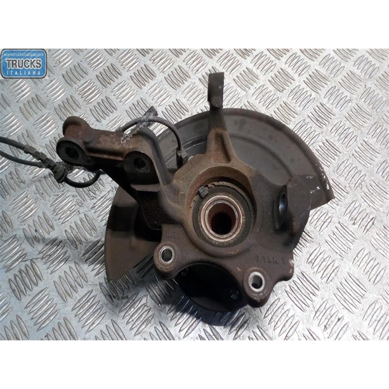 DACIA MONTANTE COMPLETO DESTRO DACIA Duster 2010>2013 usato