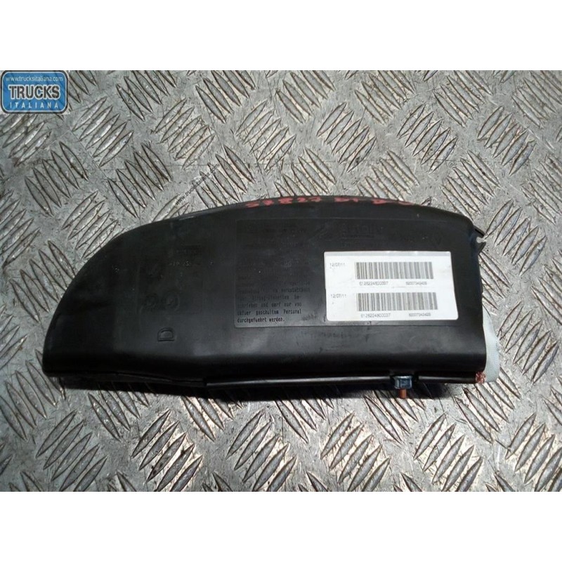 DACIA CURTAIN AIRBAG RIGHT  DACIA Duster 2010>2013 used