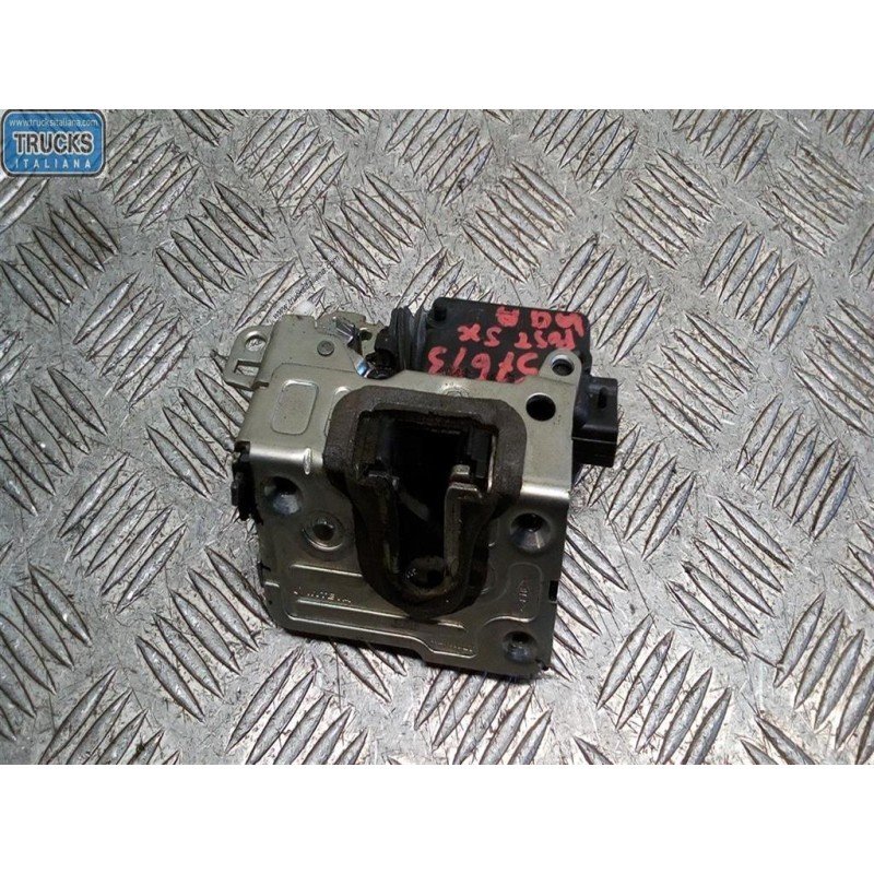 DACIA LATCH LOCK DACIA Duster 2010>2013 used