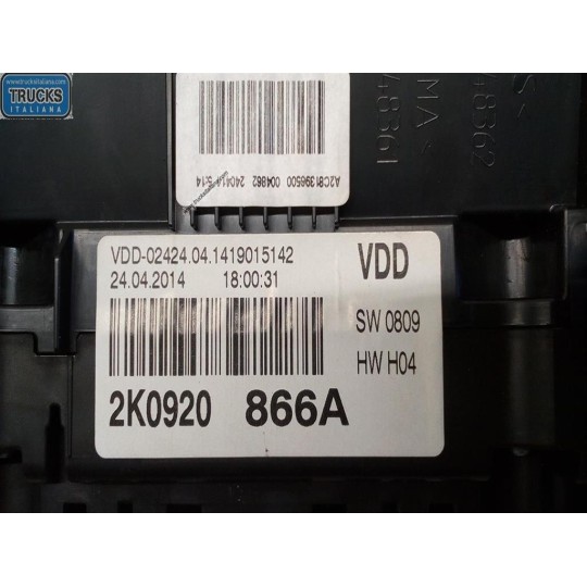 QUADRO STRUMENTI VOLKSWAGEN van Caddy 2010>2015 usato