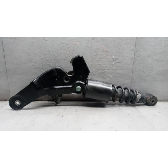 AMMORTIZZATORE CABINA MAN TGS usato