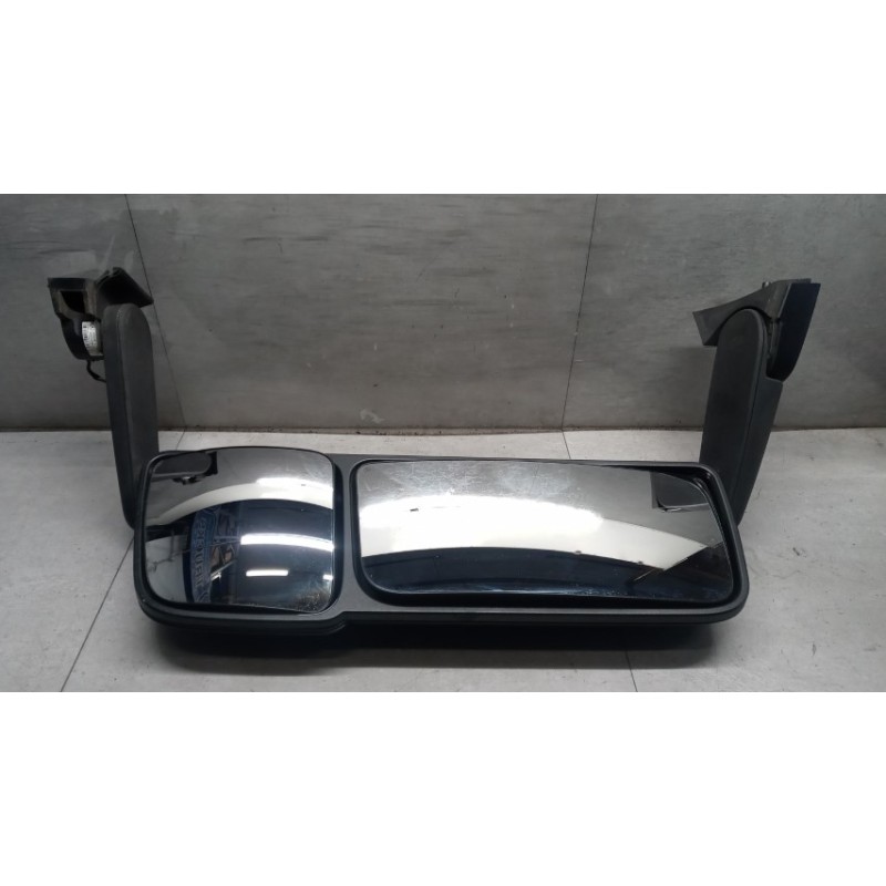 MERCEDES-BENZ truck RETROVISORE ELETTRICO DESTRO MERCEDES-BENZ truck Actros euro 6 2014>2021 usato
