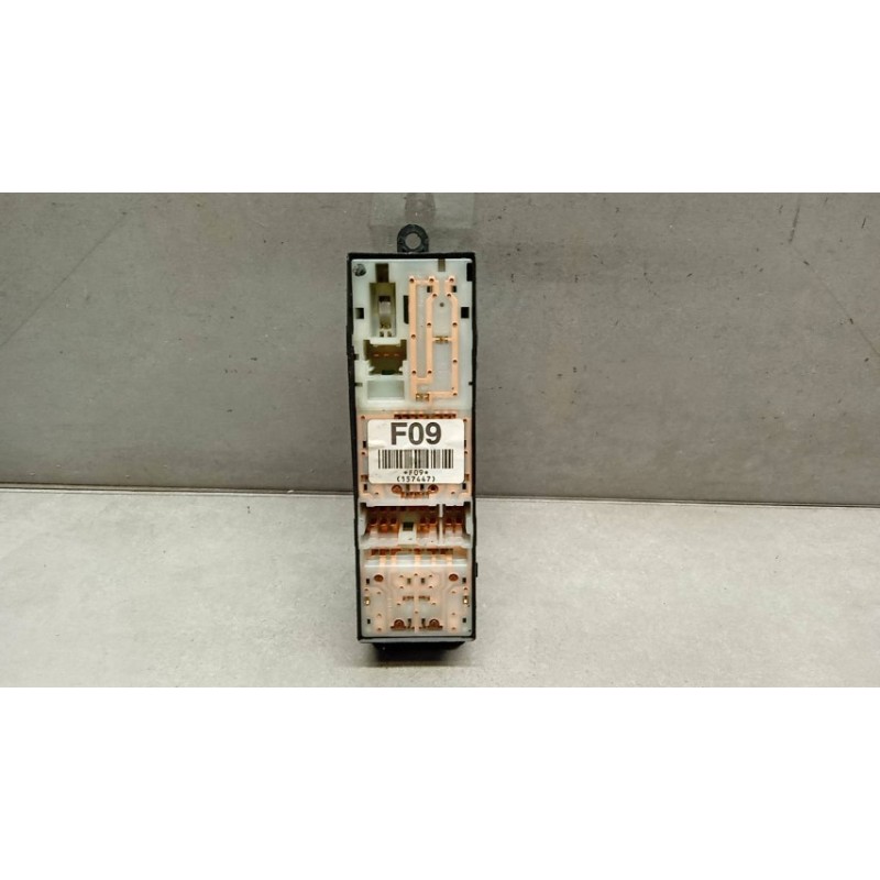 SUBARU INTERRUTTORI E PULSANTI ALZAVETRI SUBARU Forester 2008>2011 usato