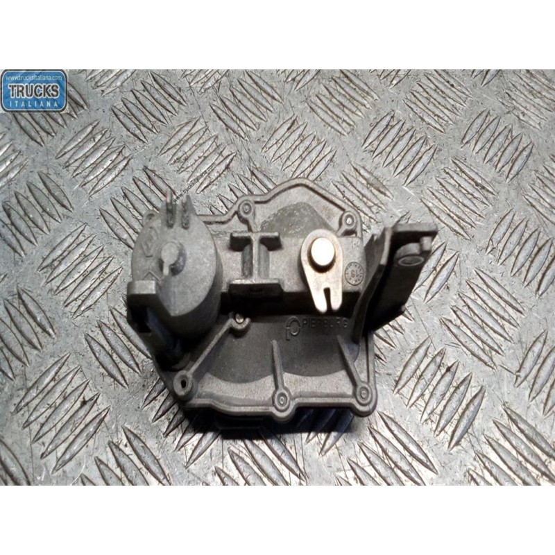 MERCEDES-BENZ CORPO FARFALLATO MERCEDES-BENZ Classe A (W176) 2012>2014 usato