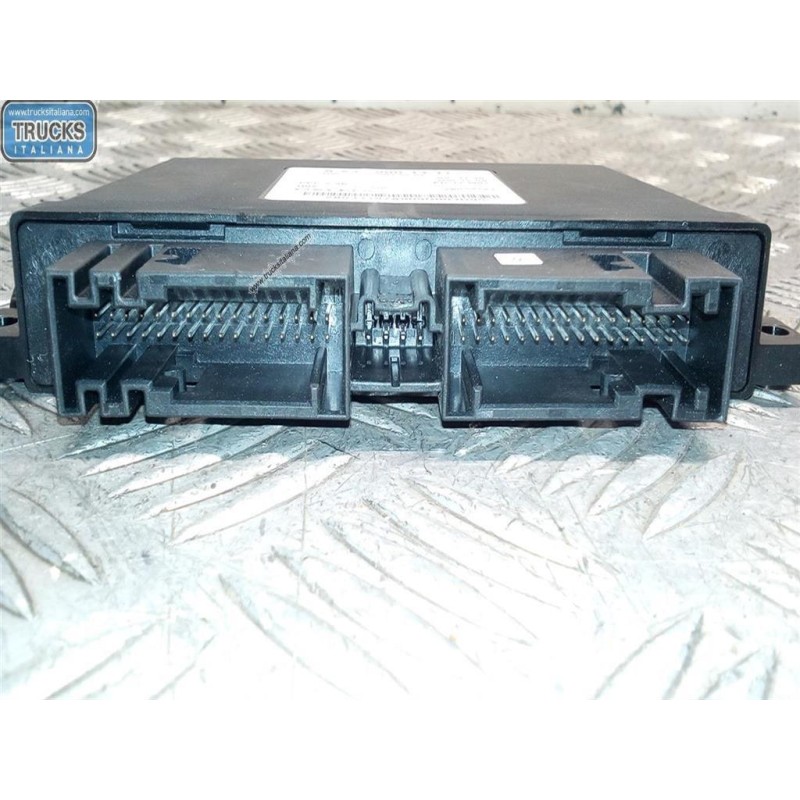 MERCEDES-BENZ CENTRALINE VARIE A MERCEDES-BENZ Classe A (W176) 2012>2014 usato