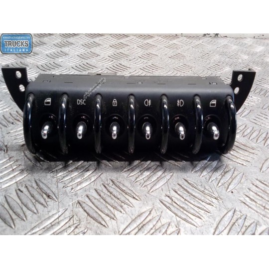 INTERRUTTORI E PULSANTI ABITACOLO MINI R50/53  2001>2006 usato