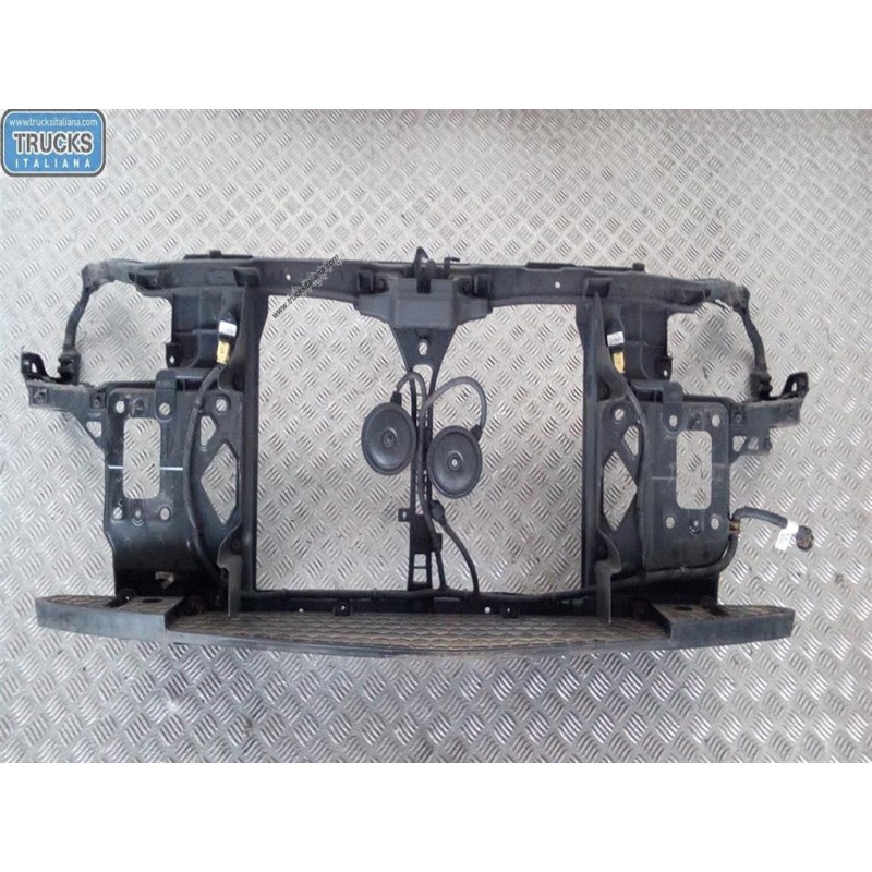 HYUNDAI RIVESTIMENTO ANTERIORE COMPLETO HYUNDAI i30 2007>2010 usato