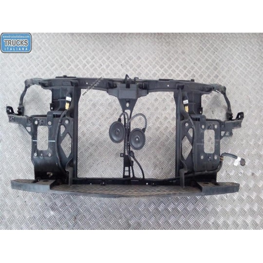 RIVESTIMENTO ANTERIORE COMPLETO HYUNDAI i30 2007>2010 usato
